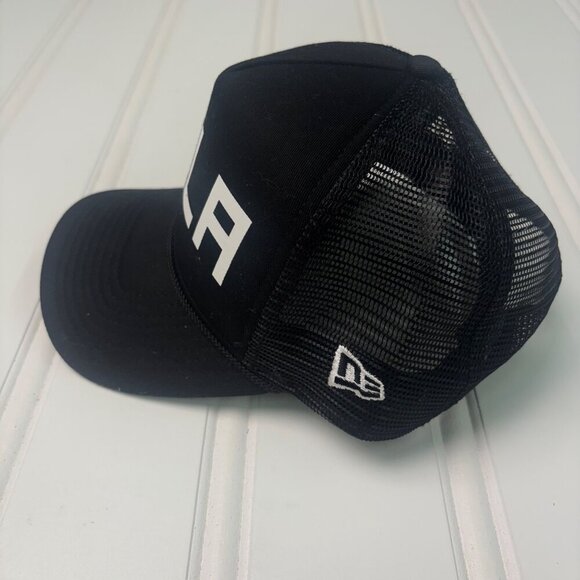 Women's New Era Black New Orleans Saints McGee Trucker 9FORTY Adjustable Hat - Picture 3 of 9